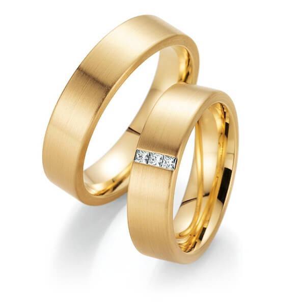 Apricotgold Detail