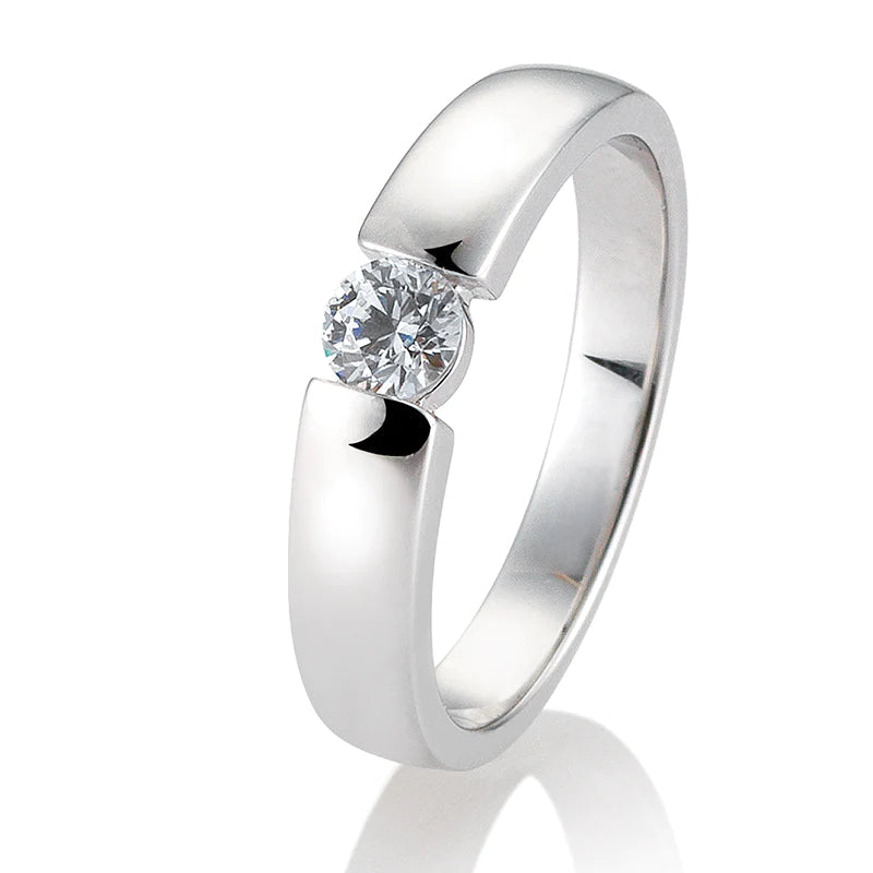 Spann Ring mit Brillant