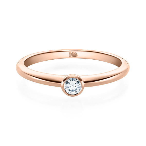 Verlobungsring in Rotgold mit einem Brillanten in 0,15 Karat  Zargenfassung 